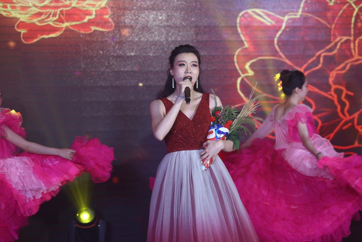 9-2106301555142U.jpg ×ðÁúʱ¿¡¤(Öйú)ÈËÉú¾ÍÊDz«!