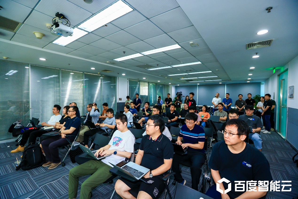 �ڲ�tengbo9885�������������������ڰٶ�����������ǧ����ģ��ƽ̨ʵѵӪ